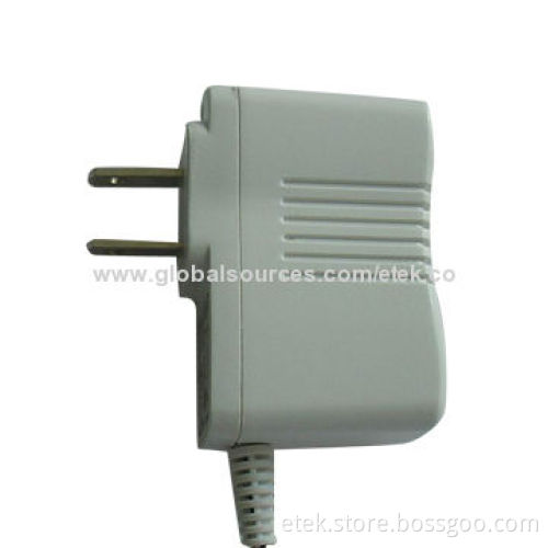 Travel Charger with LED on Housing, 5W Output